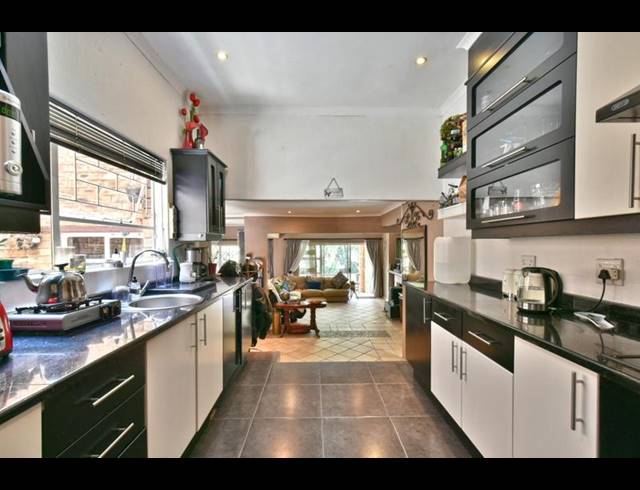 3 BEDROOM HOUSE FOR SALE IN GLENVISTA